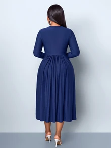 SOLERSUN Plus Size Women's Solid Color Pleated Casual Party Dress - Navy Blue - View 5