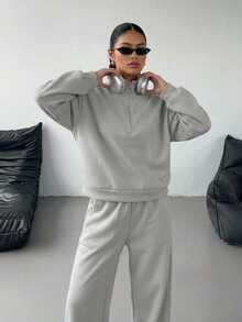 DAZY American Style Half-Zip Sweatshirt 2 Pieces Set For Women, Cropped Waist-Exposing Top And Loose Wide-Leg Sweatpants - Grey - View 4