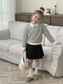 SHEIN 青少年女孩 2 件套 白色領口運動衫 + 黑色百褶迷你裙 英倫學院風 80 年代休閒運動風 校園秋季萬聖節聖誕節穿搭 - 白色 - 查看 2