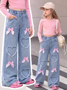 SHEIN Celana Jeans Denim Gaya Y2K untuk Anak Perempuan, Desain Pita Pink dengan Motif Hati dan Jumbai, Pinggang Elastis, Pas Nyaman, Gaya Minimalis Modis dan Serbaguna, Cocok untuk Semua Musim - Light Wash - View 3