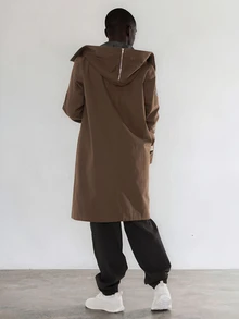 FORM&CHAOS Men's Loose Fit Workwear Zip-Up Hooded Long Sleeve Windbreaker Jacket, Autumn/Winter - Brown - View 2