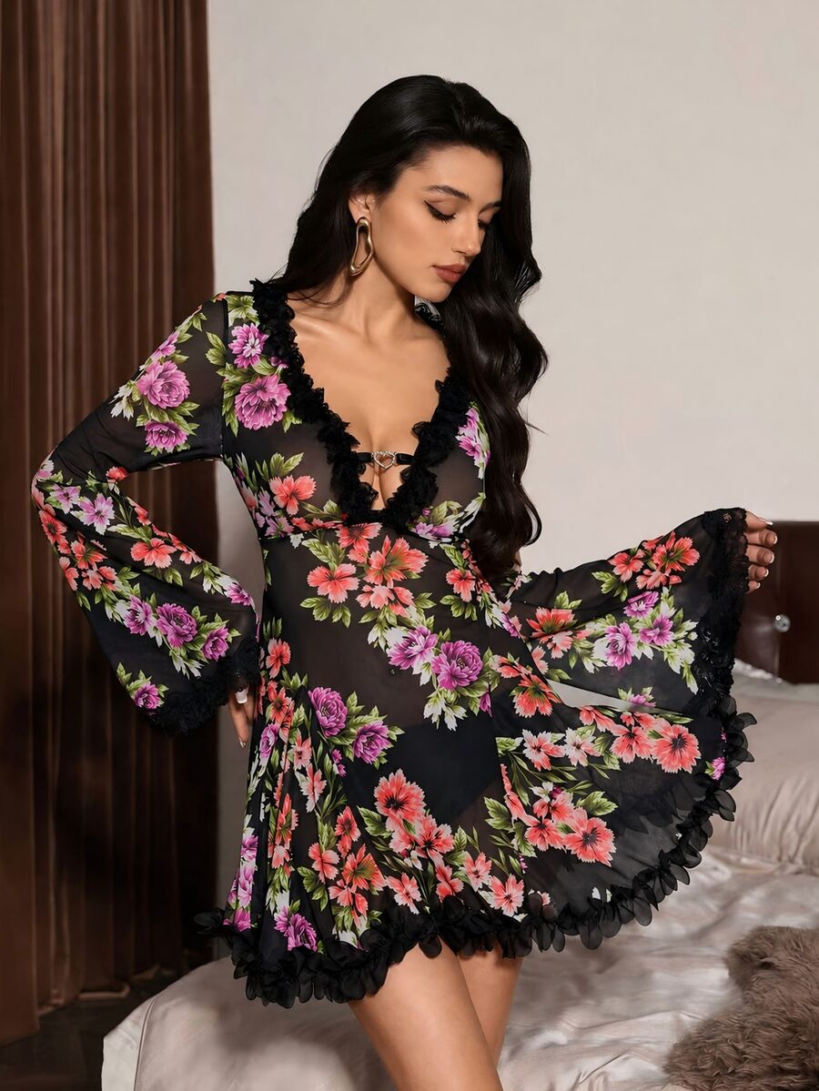 Slumberist Gaun Tidur Jala Bermotif Patchwork Renda Leher V Dalam, Gaun Seksi dengan Hiasan Renda yang Indah - Red Violet - View 1
