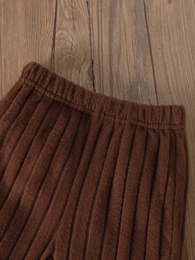 SHEIN Playful Pals 柔軟刷毛布料熊刺繡圖案對比色男嬰休閒套裝 - 棕色 - 查看 5