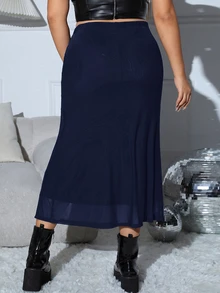 SHEIN EZwear تنورة زرقاء داكنة بمقاسات كبيرة للعطلات والسفر في فصل الخريف - أزرق بحري - مشاهدة 2