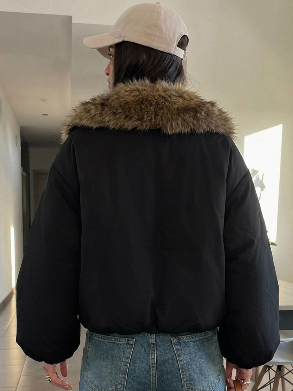 Women's Black Oversized Thick Fleece Collar Short Jacket, Streetwear Hip Hop Outdoor Casual Padded Coat, Autumn/Winter