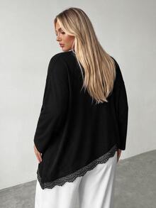 Auralis Plus Size Women's V-Neck Lace Patchwork Casual Daily T-Shirt - Black - View 3
