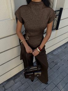 Siren Gaze 時尚深棕色扣環立領蝙蝠袖短袖收腰金屬設計上衣，適合上班約會辦公室早午餐，秋季優雅風 - 棕色 - 查看 7