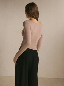 Poéselle Women's Minimalist Streetwear Long Sleeve T-Shirt For Daily Wear,Basic Tops,Winter Clothes - Khaki - View 3