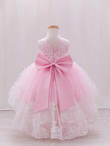SHEIN Glamorique Kids 4 Seasons 嬰兒女童 1 歲生日派對禮服，V 背蕾絲拖尾生日長裙，粉色亮片背腰大蝴蝶結生日派對洋裝 - 粉色 - 查看 2