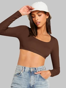 SHEIN BASICS 女款純色圓領長袖短版修身T恤上衣 白色上衣 - 咖啡棕 - 查看 3