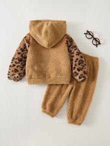 SHEIN Set Baju Bayi Perempuan Motif Leopard: Hoodie dan Celana Olahraga dengan Resleting - MultiWarna - View 2