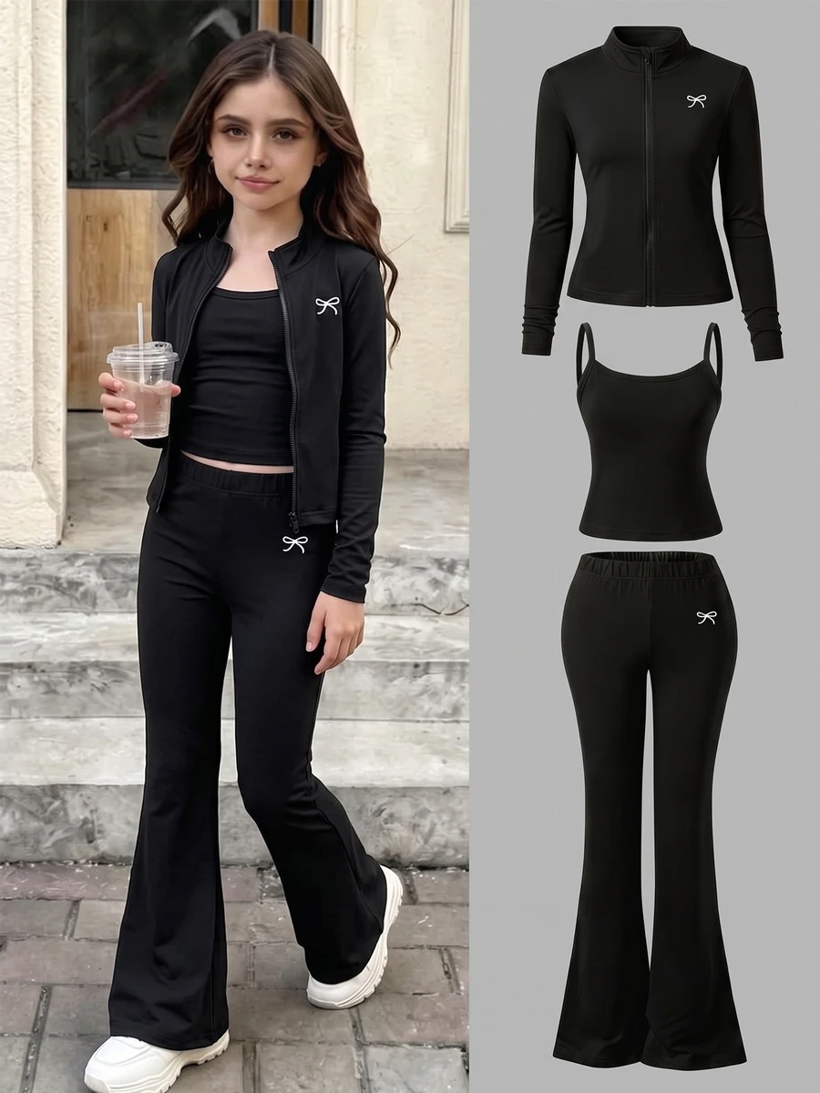 SHEIN Sparklyn 甜美粉色 3 件套：立領夾克 + 吊帶背心 + 喇叭褲，完成你的日常穿搭。修身而不緊繃，溫柔優雅。適合學校、運動和與朋友聚會，輕鬆打造甜辣少女風 - 黑色 - 查看 1
