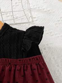 SHEIN Elladie kids 女童可愛休閒短袖羅紋上衣搭配時尚刺繡布料裙，舒適甜美 - 彩色 - 查看 3