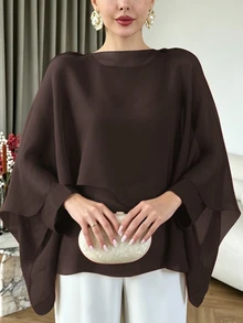 Modelyn Áo blouse nữ size lớn dáng rộng, tay cánh dơi, vải voan rủ, gấu áo bất đối xứng, thanh lịch, có thể mặc đơn lẻ hoặc phối lớp - Màu nâu Sô-cô-la - Xem 3