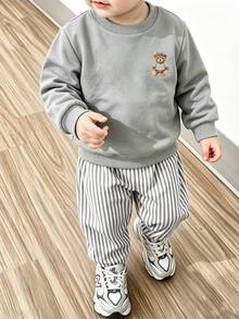 Souflis Souflis 2件組幼兒男童衛衣套裝，可愛學院風薄荷綠熊圖案條紋印花，羅紋長袖圓領，標準版型，適合學校、秋季、萬聖節，法式風格 - 淺灰色 - 查看 5