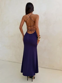 Aloruh فستان ضيق مثير باللون الأرجواني الداكن مع ترتر وتصميم كتل لونية، بياقة هالتر وظهر مكشوف، للحفلات والرقص - الأرجواني - مشاهدة 2