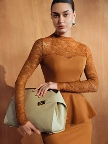 MOTF PREMIUM SET ATASAN RENDA ROMANTIS DAN ROK BODYCON UNTUK WANITA - Coklat - View 5