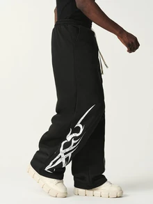 STYNVO Men's Drawstring Waist Pocket Casual Daily Travel Sweatpants - Black - View 5