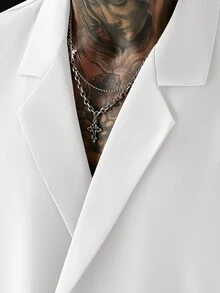 Manfinity Homme 男士大尺碼熱銷舒適素色短袖襯衫，簡約大領口配兩顆鈕扣，適合正式或休閒場合，休閒度假、用餐聚會、簡約辦公、居家休閒穿著，百搭風格，適合自穿或送禮給朋友，熱銷舒適面料襯衫 - 白色 - 查看 3