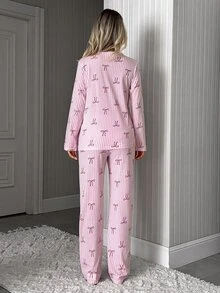 SHEIN Cottnline طقم بيجاما كاجوال للاسترخاء من القطن، قطعتان: تي شيرت بأكمام طويلة بنقشة فيونكة وخطوط + بنطال طويل - وردي - مشاهدة 2
