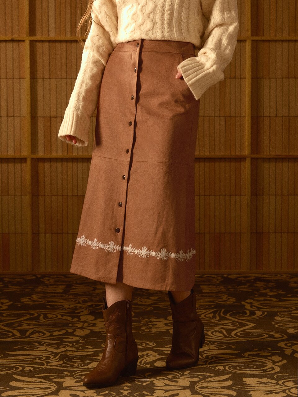 MOTF STUDIO WOMEN'S AUTUMN/WINTER VINTAGE BOHEMIAN SUEDE EMBROIDERED HEM LONG SKIRT
