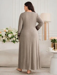 Al Najma Plus Size Women's Patchwork Geometric Print Long Sleeve Button Design Casual Arabian Dress - Light Grey - View 2