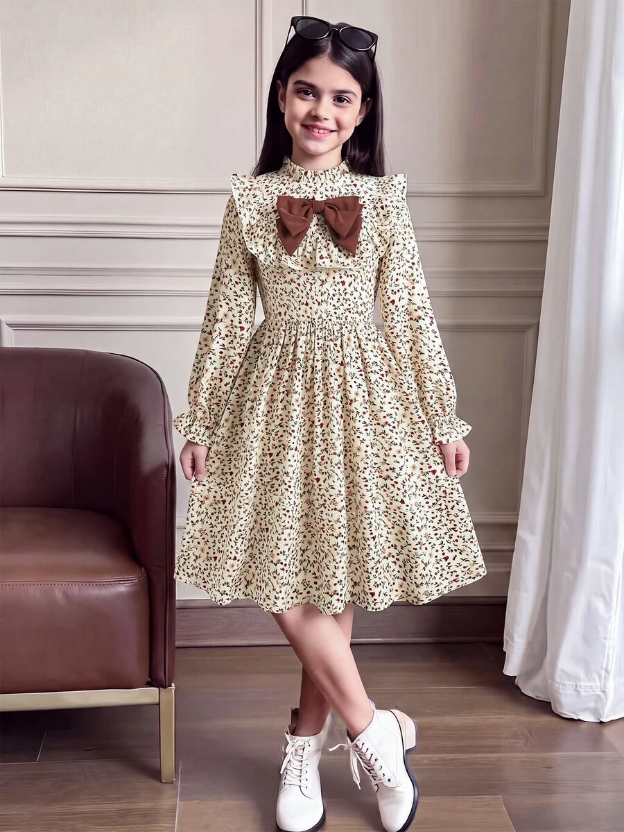 SHEIN Tween女孩可愛度假休閒杏色花卉圖案蝴蝶結長袖寬鬆洋裝,秋季花卉洋裝 - 杏色 - 查看 1