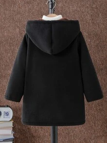 SHEIN 男童休閒百搭灰色龍鳳圖案羊毛混紡對比色厚款人造毛內裡連帽中長版大衣，連帽設計保暖實用，中長版大衣設計適合各種休閒場合，龍鳳羊毛混紡與對比色人造毛內裡設計讓大衣更時尚獨特，適合展現個人風格 - 黑色 - 查看 3