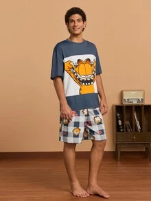GARFIELD | SHEIN طقم ملابس منزلية للرجال بطبعة كرتونية، ملابس علوية بأكمام قصيرة وشورت - ازرق وابيض - مشاهدة 4