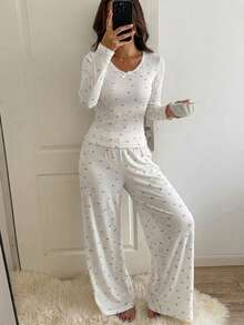 DAZY 2pcs/Set Women's Lace Patchwork Sweet Ditsy Floral Fitted Long Sleeve T-Shirt & Straight Leg Long Pajama Pants Sleepwear Set - White - View 4