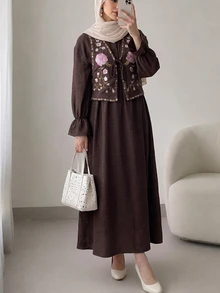 Solavon 女款花卉刺繡背心與純色洋裝休閒兩件套 - 咖啡棕 - 查看 7