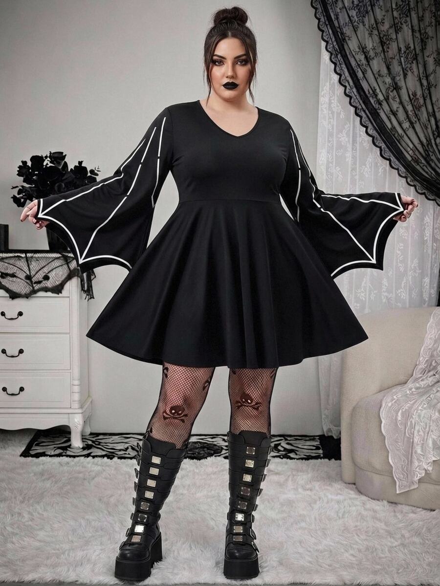 SHEIN CURVE+ 大尺碼女款萬聖節圖案洋裝 - 黑色 - 查看 1