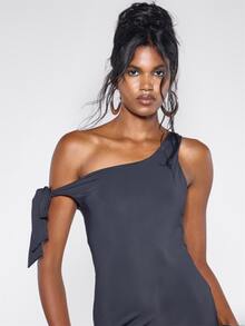 MUSERA Tie Detail Off The Shoulder Fitted Capri Jumpsuit Fall Winter Festival Cool Women Outfit - Black - View 5