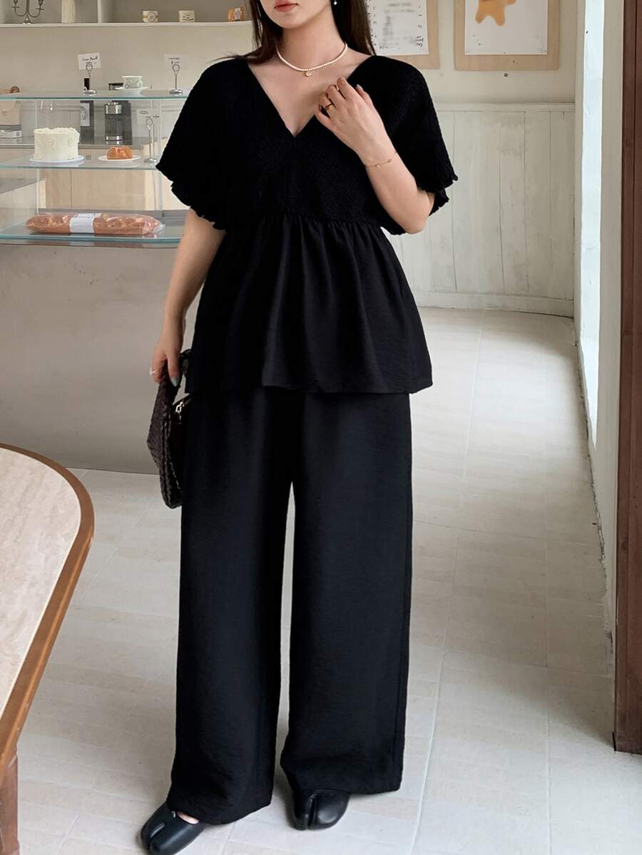 Dazy Plus Plus Size Women Solid Color Casual Street Vacation Spring Autumn V-Neck Short Sleeve Top And Pants 2 Pieces Set - Black - View 1