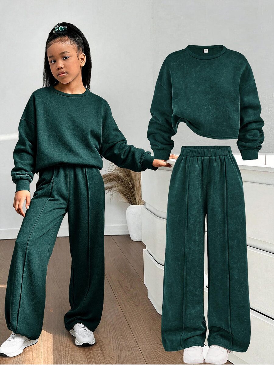 SHEIN Tween女孩秋冬休閒街頭風雪花印花寬鬆圓領長袖套頭衛衣與百褶寬腿運動褲套裝,2件套,咖啡棕色 - 綠色 - 查看 1