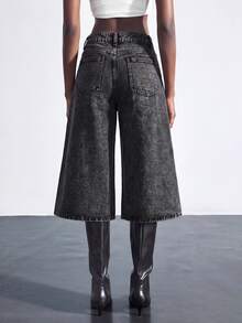 Maija Celana Jeans Denim Wanita Model Potongan Pendek dengan Saku dan Hiasan Rhinestone - Grey - View 2