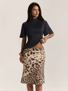 SHEIN BAE ملابس علوية محبوكة بياقة وهمية سوداء ضيقة بأكمام قصيرة، طبقة أساسية، خريف/شتاء - الأسود - مشاهدة 6