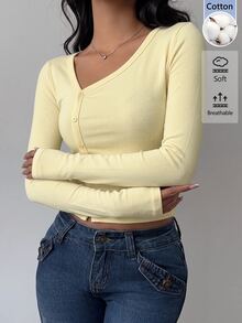 SHEIN BASICS 女款素色不對稱領長袖單排扣休閒T恤 - 淡黃色 - 查看 5