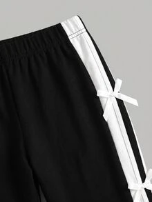 SHEIN 兒童青少年女孩春季黑色蝴蝶結裝飾條紋貼布喇叭褲，返校季休閒運動甜美運動喇叭褲 - 黑色 - 查看 4