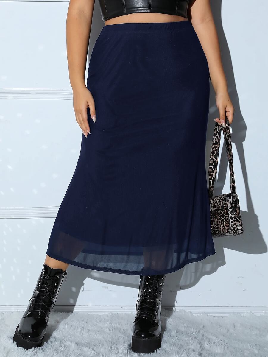 SHEIN EZwear تنورة زرقاء داكنة بمقاسات كبيرة للعطلات والسفر في فصل الخريف - أزرق بحري - مشاهدة 1
