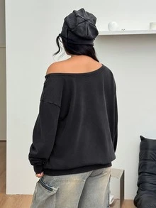 Coolane 女款大尺碼秋冬街頭風 Y2K 休閒棉質不對稱肩環扣長袖黑色水洗保暖衛衣 - 黑色 - 查看 5