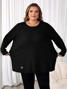SHEIN CURVE+ تي شيرت نسائي مقاس كبير بتفاصيل ختم الحروف والوصل الخريف - الأسود - مشاهدة 4