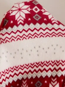 Doze Lane Christmas Red Snowflake Print Plush Pajama Set, Soft And Comfortable 2 Pieces Loungewear - Burgundy - View 7