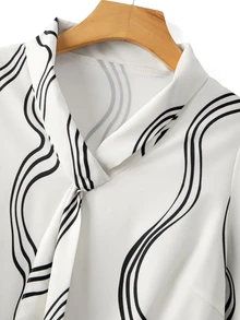 Penseblé Blus Elegan Lengan Panjang Motif Gelombang Hitam Putih Gaya Prancis LilyWest-D - Putih - View 4