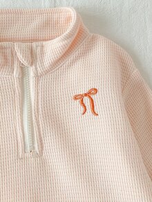 SHEIN Playful Pals 女嬰秋季2件套休閒服飾組，半拉鍊立領運動衫搭配寬腿長褲，刺繡設計 - 杏色 - 查看 7