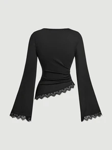 SHEIN MOD 女款純色對比蕾絲下擺喇叭袖時尚T恤 - 黑色 - 查看 2