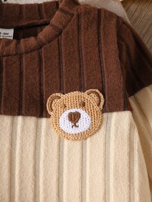 SHEIN Playful Pals 柔軟刷毛布料熊刺繡圖案對比色男嬰休閒套裝 - 棕色 - 查看 10