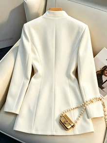 GlowEve Jaket Ringan Wanita Warna Polos Kasual Serbaguna untuk Harian dan Traveling Musim Gugur - Putih - View 2