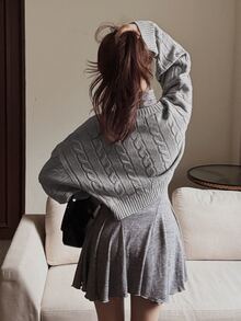 DAZY Women's Solid Color Loose Short Cable Knit Crew Neck Long Sleeve Casual Vacation Spring Autumn Sweater - Grey - View 3