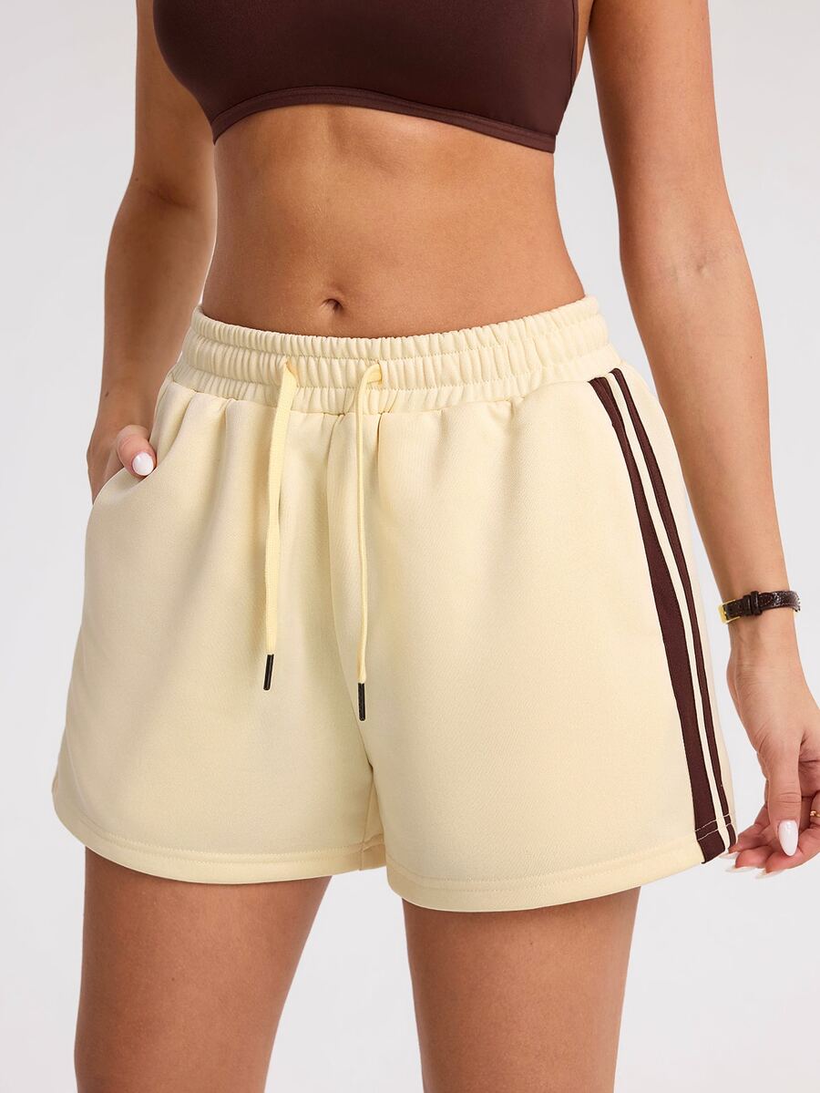 Dewbera Dewbera Women's Drawstring Waist Colorblock Casual Daily Sports Shorts - Yellow - View 1